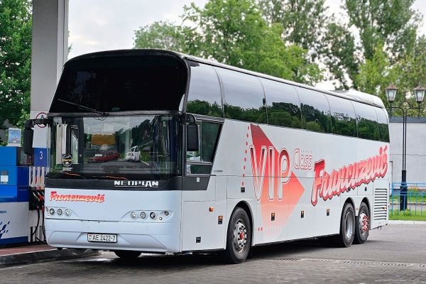 bus-7